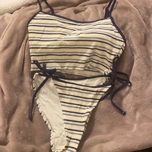 Pacsun padded swimsuit